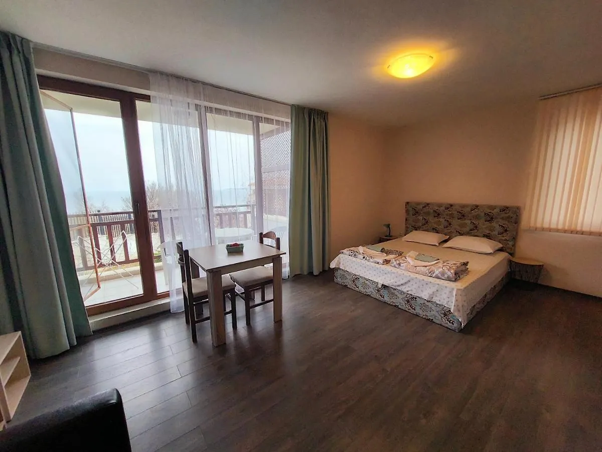Студио С Гледка Море В Комплекс Асол Lägenhet Sozopol